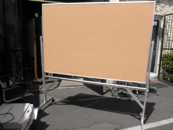 4x6 Reversible Cork Board with Aluminum Frame