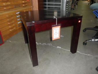 Cherryman End Table (Mahogany) 