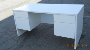 Double Pedestal Desk (White)