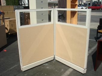 Glass Panels in Linen and Light Tone