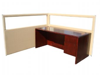 Summit Panels with Glass in Linen with Desk