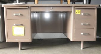 Vintage Tanker in Brown