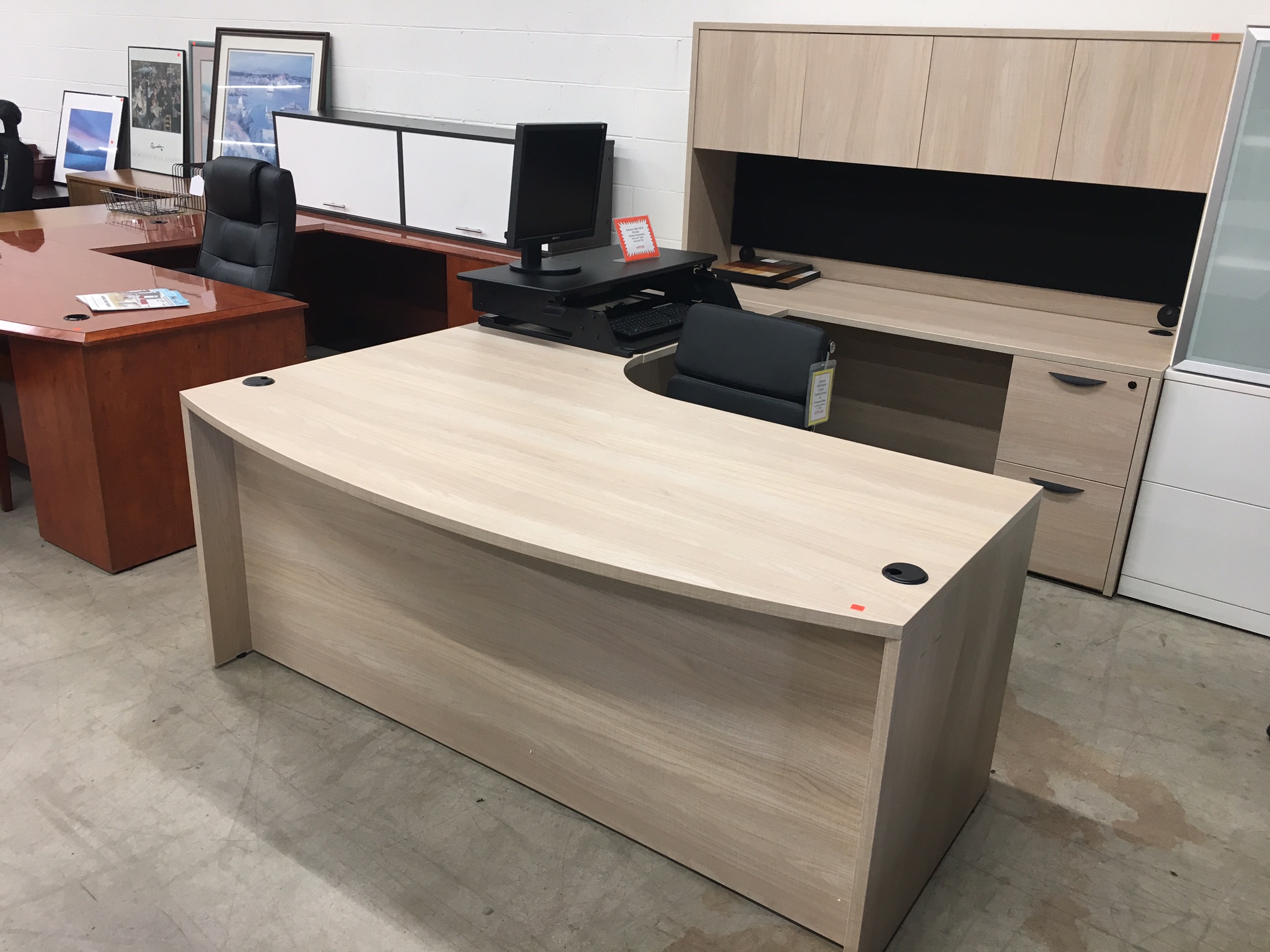 U-Shape Workstation with Hutch #7373