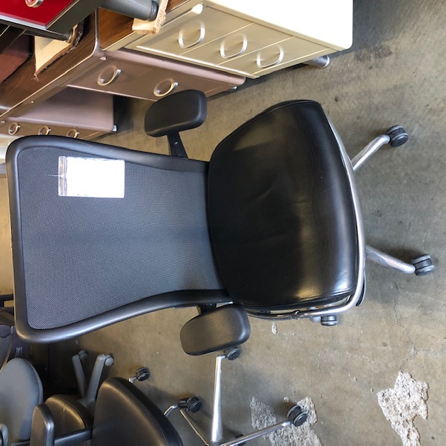 Chair 4696